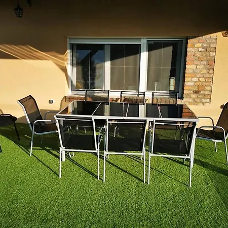 Liget Fonyodliget - Balaton View 30 M From Beach. Apartman
