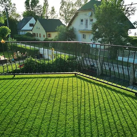شقة Liget Fonyodliget - Balaton View 30 M From Beach. Fonyód