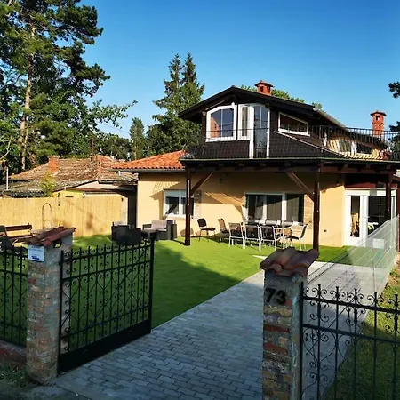 Apartman Liget Fonyodliget - Balaton View 30 M From Beach.
