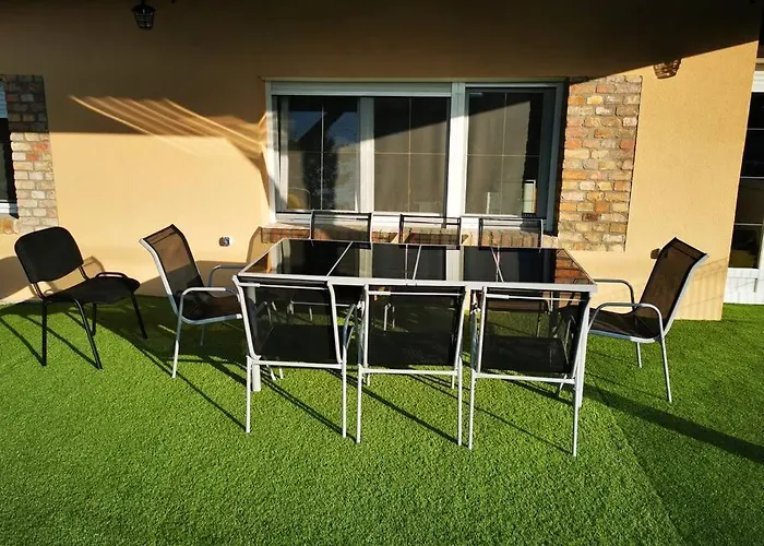 Liget Apartman Fonyodliget - Balaton View 30 M From Beach. Apartmán